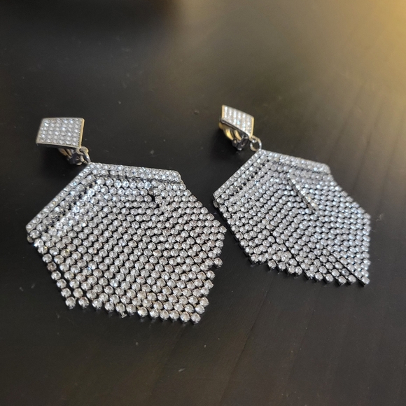 ALDO Clip-On Earrings - Picture 6 of 7